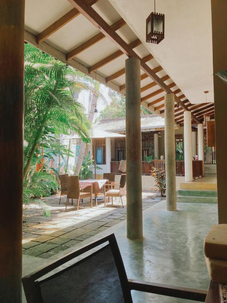 Boutique 132 Hotell Bentota Exteriör bild
